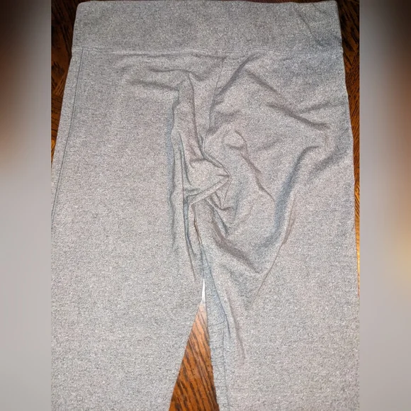 PINK Yoga Super-Soft Leggings by Victoria's Secret - Picture 6 of 6